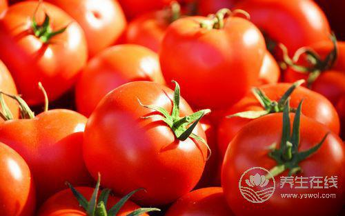 空腹的時候不建議吃這幾類食物，傷胃