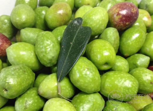 抽煙的人注意，吃這5種食物可以清肺毒、防肺癌