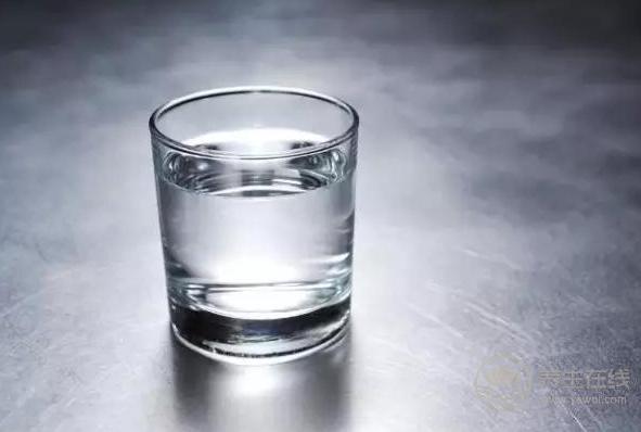 吃飯時喝水小心這些害處 吃飯時喝水小心這些害處