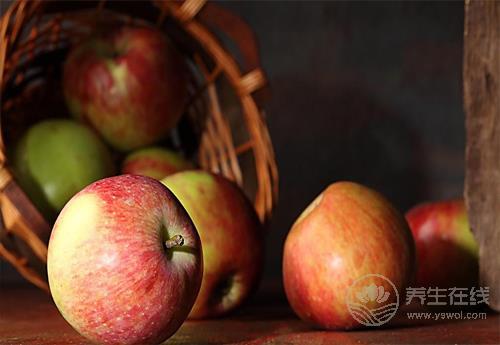 夏天經常口臭？不妨多吃這些水果，讓你保持口氣清新