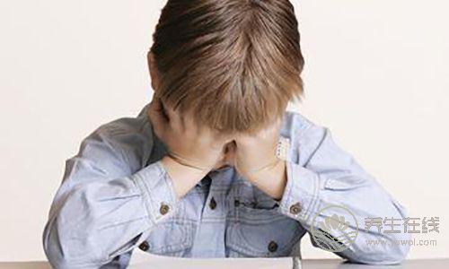 用眼過度對眼睛傷害大，這樣治有用！