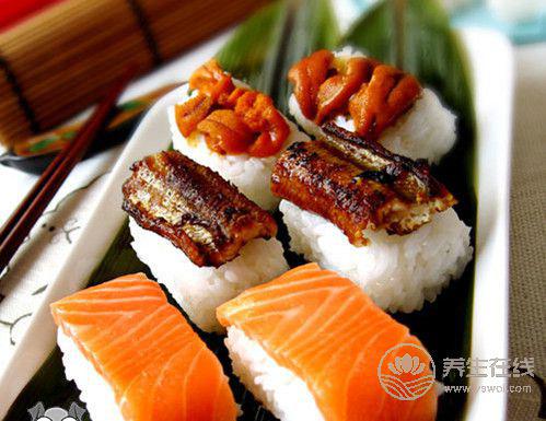 一來月經就痛？吃這7種食物可緩解