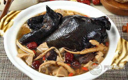 月經(jīng)不調(diào)吃3種食物，調(diào)經(jīng)養(yǎng)血滋陰補(bǔ)腎