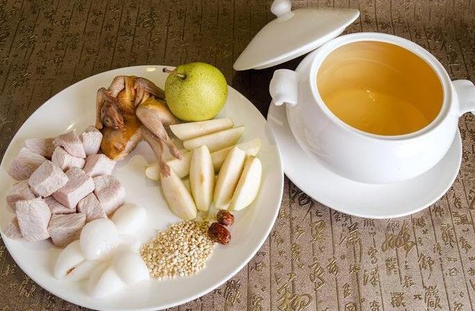 秋天總是咳咳咳，告訴你幾個食療方，趕緊用起來