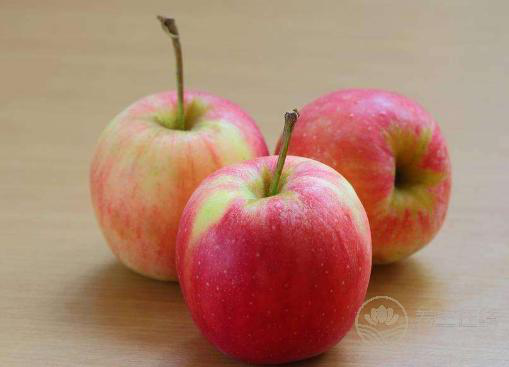 這5種水果，堅持每天吃一個，營養健康跑不掉