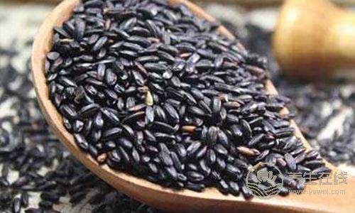 去掉黑眼圈，只用四種食物，人人都見過