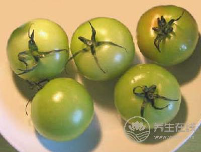 這5種常見的果蔬竟自帶毒素，食用要特別注意！