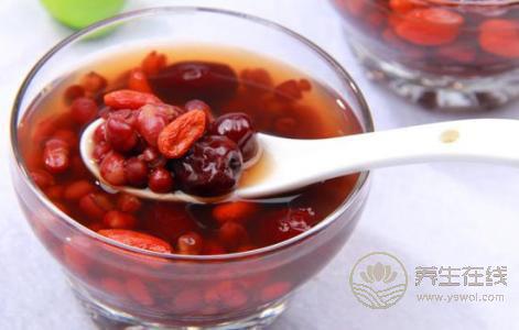 大棗枸杞泡水的功效 大棗枸杞泡水的功效