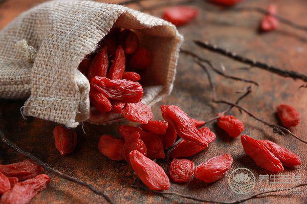 常吃這些食物，牙齒潔白又堅固