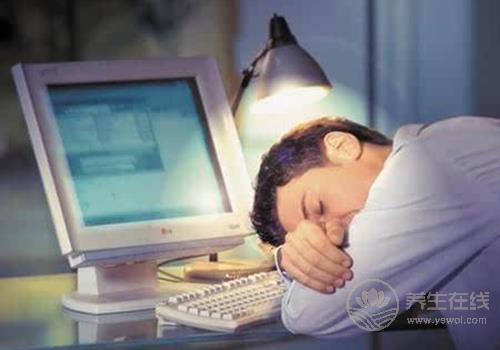 熬夜傷害大，吃5種食物可補救！