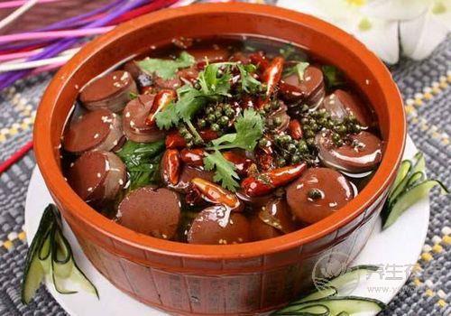 熬夜后多吃6種食物，排毒養顏，降低傷害