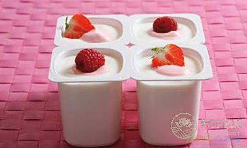 吃了這5種食物，看上去年輕了十歲