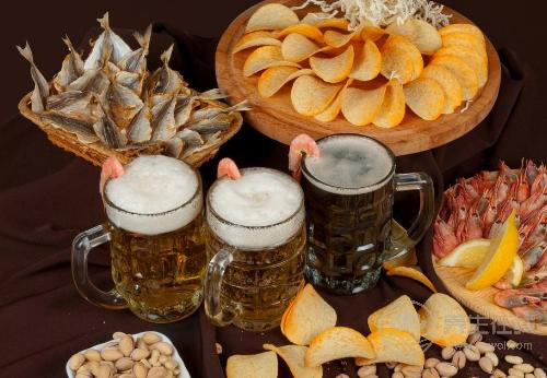 晚餐影響壽命，晚上少吃4種食物，你會更健康