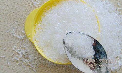 <a href=http://m.henggaotouzi.com/tags-炒菜.html target=_blank class=infotextkey>炒菜</a>常放味精或雞精好,對人體有沒有害處? 炒菜常放味精或雞精好,對人體有沒有害處?