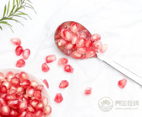 4種食物對肌膚有益，愛美的人別錯過