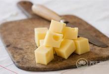 口腔潰瘍粘人數天，用6種常見的食物趕走它！