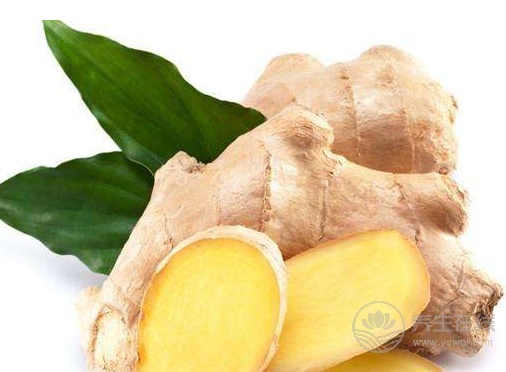 無論男女，睡前偷偷拿生姜做這事，身體悄悄出現3大驚喜！