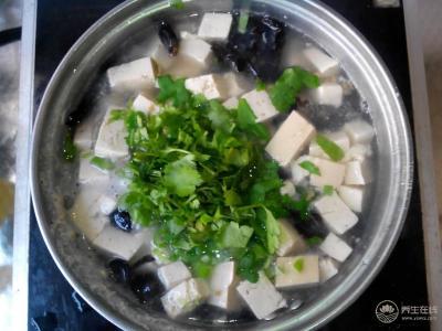 木耳豆腐湯詳細做法及功效詳解