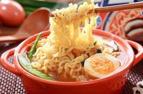 吃泡面是否容易傷胃泡面好消化嗎