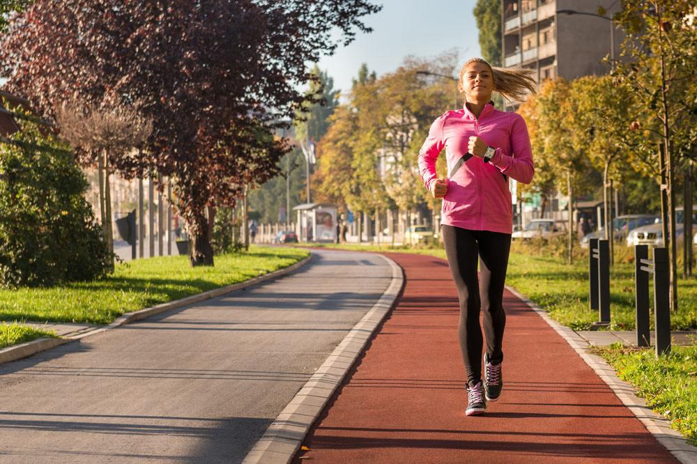 通過跑步這項(xiàng)運(yùn)動能不能夠瘦臉呢 通過跑步這項(xiàng)運(yùn)動能不能夠瘦臉呢