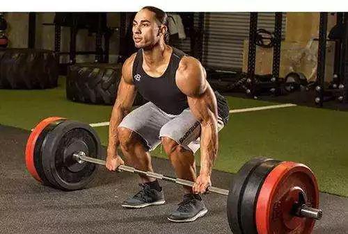 直腿硬拉動作的作用和注意的關鍵點