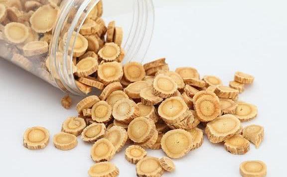 黃精和白術泡水喝可以起到哪些功效