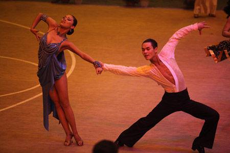 學習拉丁舞對于身體有哪些好處和壞處