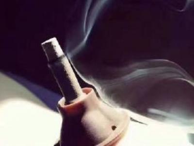 對于體內血熱的人來說艾灸應該灸哪里