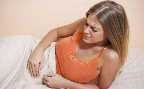 女性經常下肢發涼是哪些原因導致的