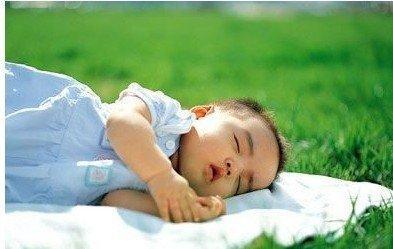 寶寶出現中暑的情況拉肚子怎么辦