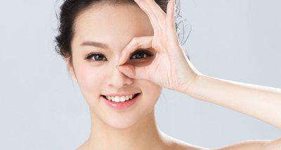 當(dāng)天氣漸漸變涼進(jìn)入秋季之后要如何保養(yǎng)-易網(wǎng)<a href=http://m.henggaotouzi.com/ target=_blank class=infotextkey>健康養(yǎng)生</a>網(wǎng) 當(dāng)天氣漸漸變涼進(jìn)入秋季之后要如何保養(yǎng)