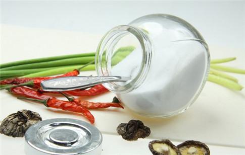 身體中鹽攝入不足會出現哪些癥狀-易網健康<a href=http://m.henggaotouzi.com/jkys/ target=_blank class=infotextkey>養生</a>網 身體中鹽攝入不足會出現哪些癥狀