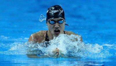 蛙泳的姿勢以及蛙泳腿部發力的訣竅