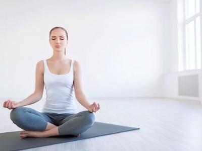 吃完飯之后練瑜伽可以做哪些動(dòng)作