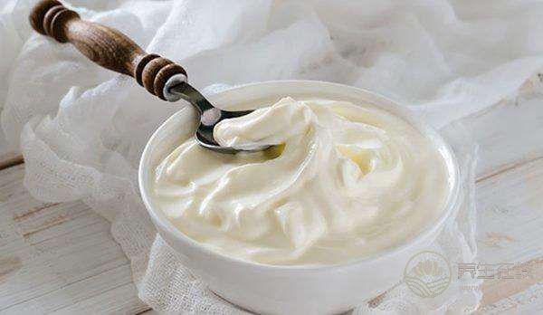 怎么喝酸奶豐胸效果強
