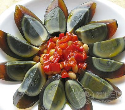 謹記七吃七戒 讓肌膚衰老遠離你-易網健康<a href=http://m.henggaotouzi.com/jkys/ target=_blank class=infotextkey>養生</a>網 謹記七吃七戒 讓肌膚衰老遠離你