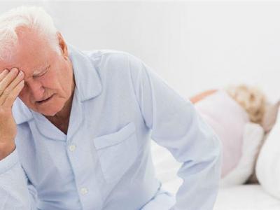 引起老年人失眠的主要原因以及改善方法