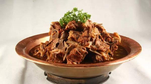 燉羊蝎子的做法以及羊蝎子的營養價值-易網健康<a href=http://m.henggaotouzi.com/jkys/ target=_blank class=infotextkey>養生</a>網 燉羊蝎子的做法以及羊蝎子的營養價值