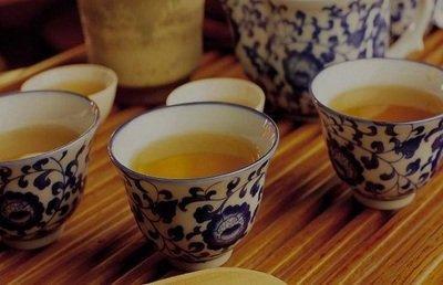 經常喝涼茶對身體有好處嗎哪些人不適合喝涼茶