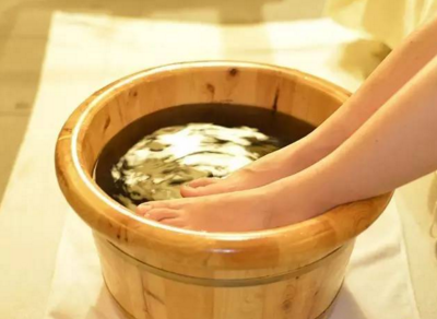 泡腳需要泡多長時間對身體的效果最好