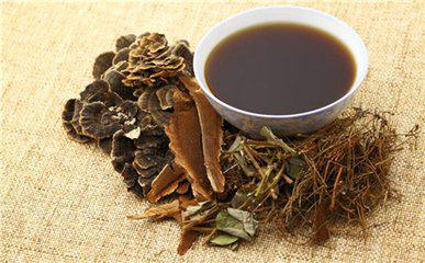 幾種能夠有效治療脫發(fā)的中醫(yī)方法-易網(wǎng)健康<a href=http://m.henggaotouzi.com/jkys/ target=_blank class=infotextkey>養(yǎng)生</a>網(wǎng) 幾種能夠有效治療脫發(fā)的中醫(yī)方法