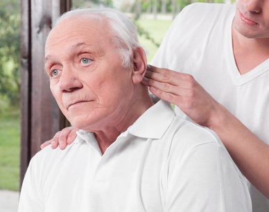 腦梗不能拖如果臉上出現(xiàn)這三個(gè)癥狀趕緊檢查