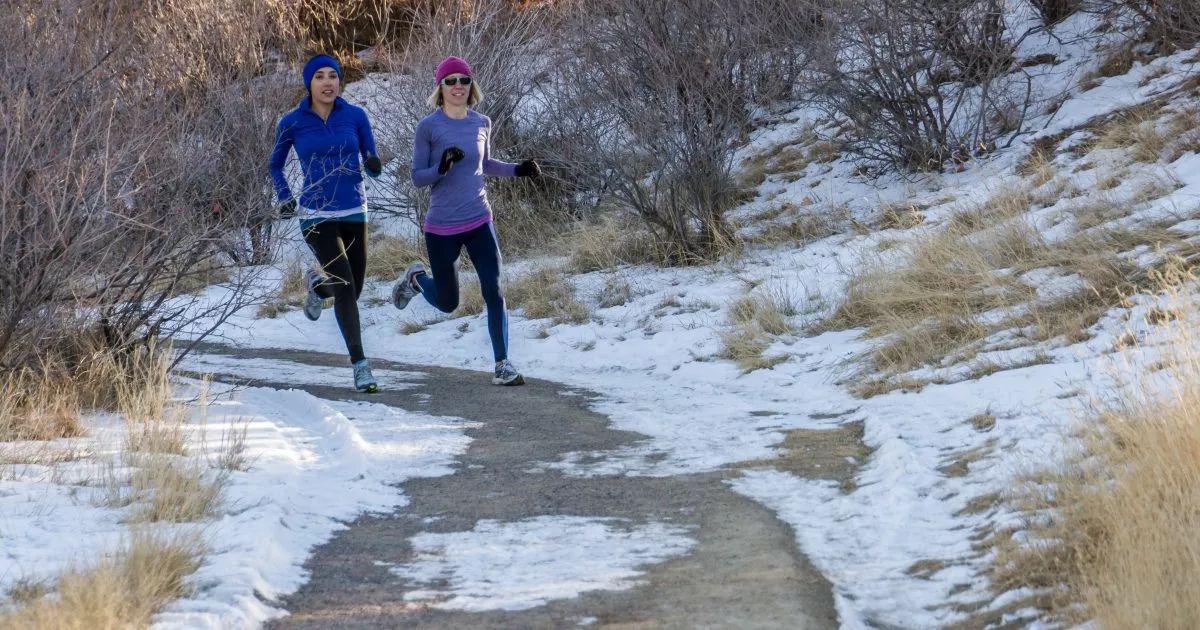 跑步結束之后的五個有效拉伸動作