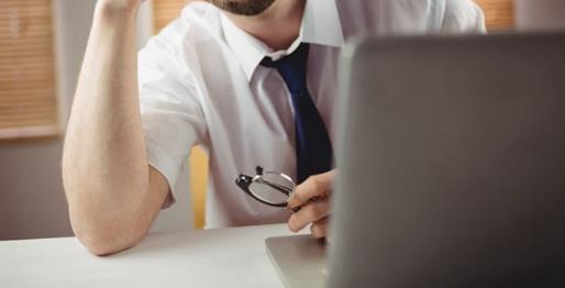 工作中經常性頭痛是什么問題造成的