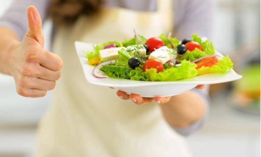 早晨最適合眼部消腫的幾種方法分享