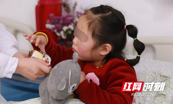 全民營養周 專家支招嬰幼兒營養健康-易網健康<a href=http://m.henggaotouzi.com/jkys/ target=_blank class=infotextkey>養生</a>網 全民營養周 專家支招嬰幼兒營養健康