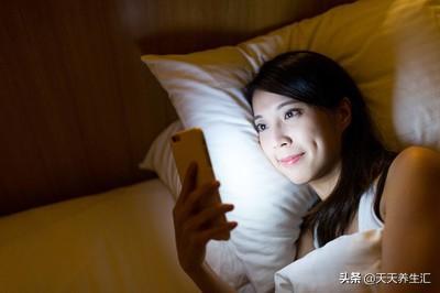 女士四十五歲后是人體“易老期”，夏季要繞開這件事情，再喜愛還要憋住