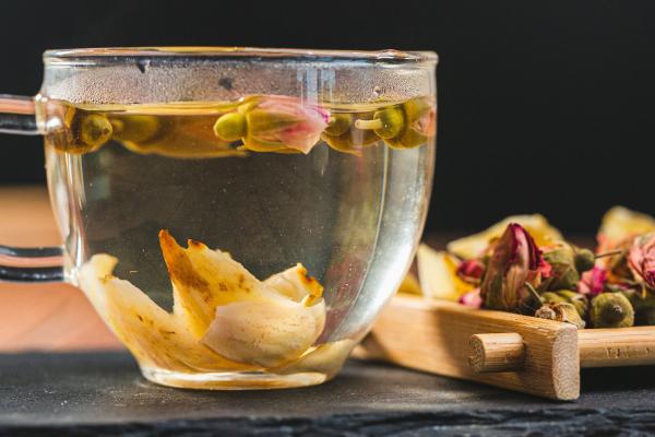 咳嗽可不可以吃小龍蝦 咳嗽適合喝什么茶