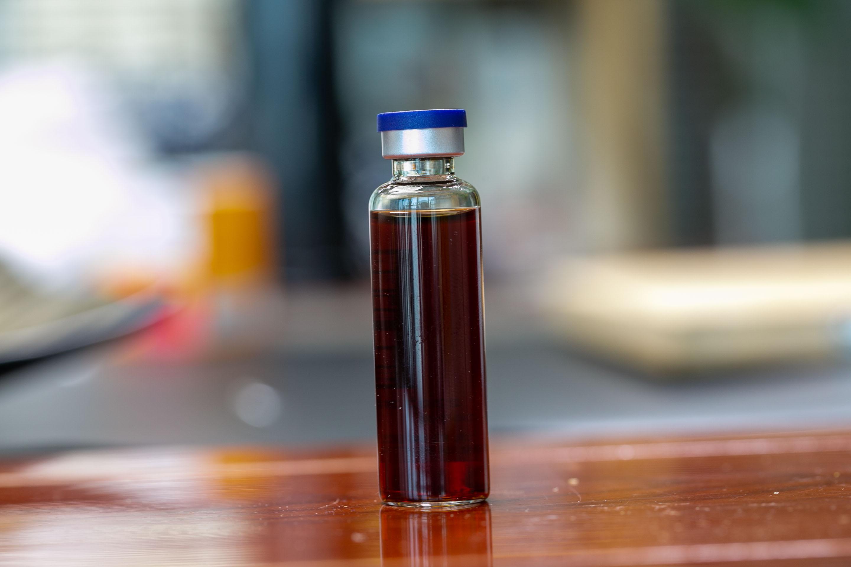 中暑喝藿香正氣水有用嗎 喝藿香正氣水的注意事項-易網<a href=http://m.henggaotouzi.com/ target=_blank class=infotextkey>健康養生</a>網 中暑喝藿香正氣水有用嗎 喝藿香正氣水的注意事項