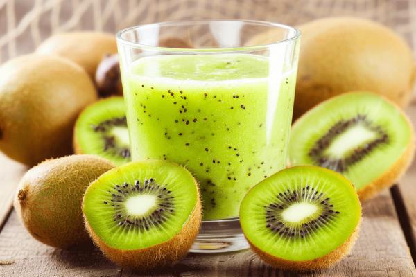 獼猴桃汁的功效與作用 喝獼猴桃汁需要注意什么
